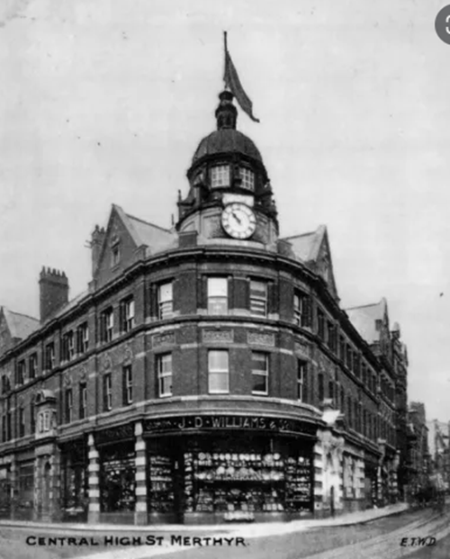 Then and now; Merthyr's Iconic Milbourne Chambers through the decades